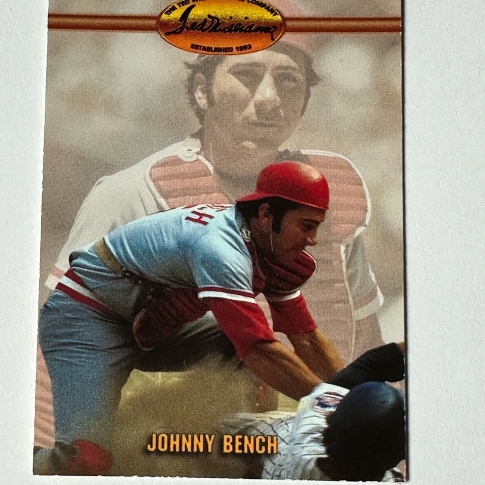 Johnny Bench, Catcher. Cincinnati Reds. 1993 Ted Williams Card. No. 28